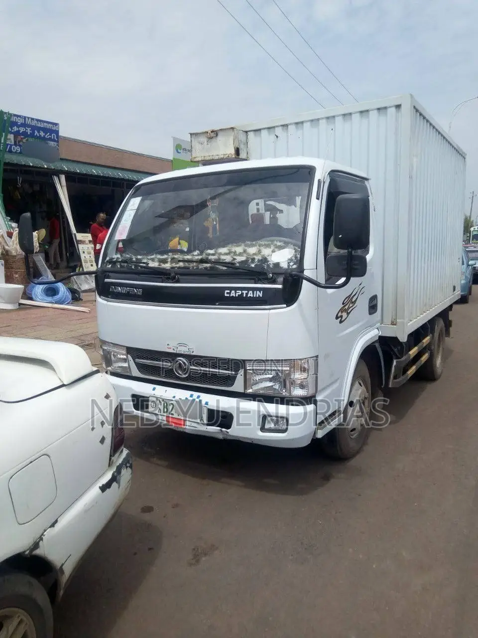 የሚከራይ Isuzu ኮንቴነት Rental Isuzu Container
