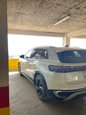 Volkswagen ID.6 2024 White