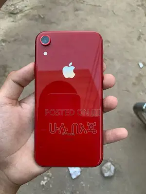 Apple XR 64 GB Red