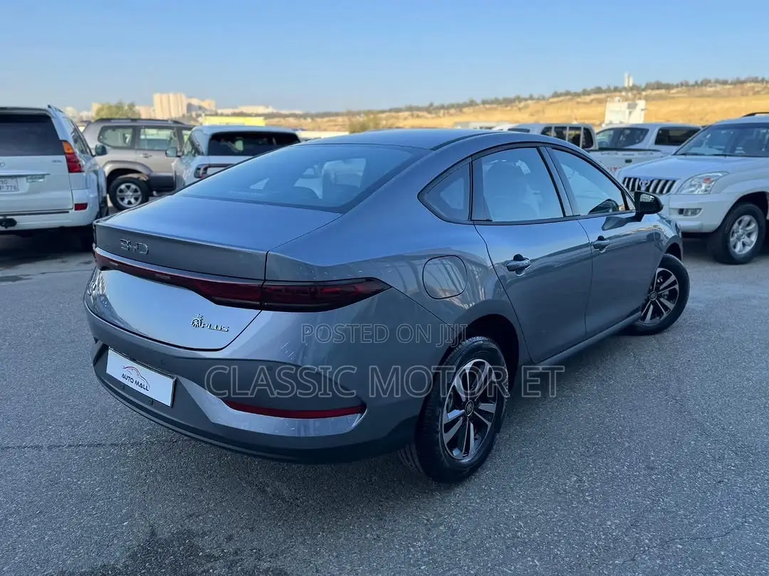 New BYD Qin Plus DM-i 2025 Gray