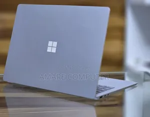 New Laptop Microsoft Surface 16GB Intel Core I7 SSD 256GB