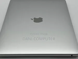 New Laptop Apple MacBook Pro 2017 16GB Intel Core I7 SSD 512GB