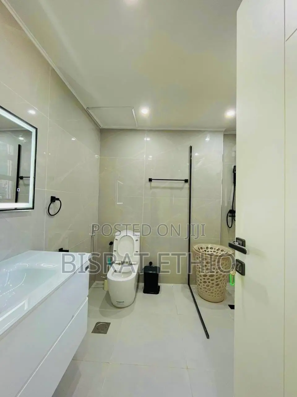 Furnished 3bdrm Apartment in Olympia, Bole for sale