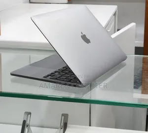 New Laptop Apple MacBook Pro M1 8GB Apple M1 SSD 256GB