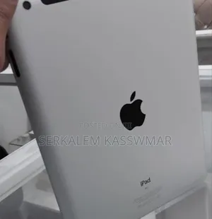 New Apple iPad 3 Wi-Fi 32 GB Silver