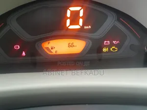 Suzuki Eeco 2025 Silver