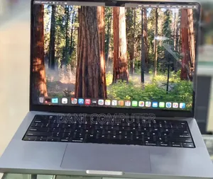 New Laptop Apple MacBook Pro M1 32GB Apple M1 Pro SSD 512GB