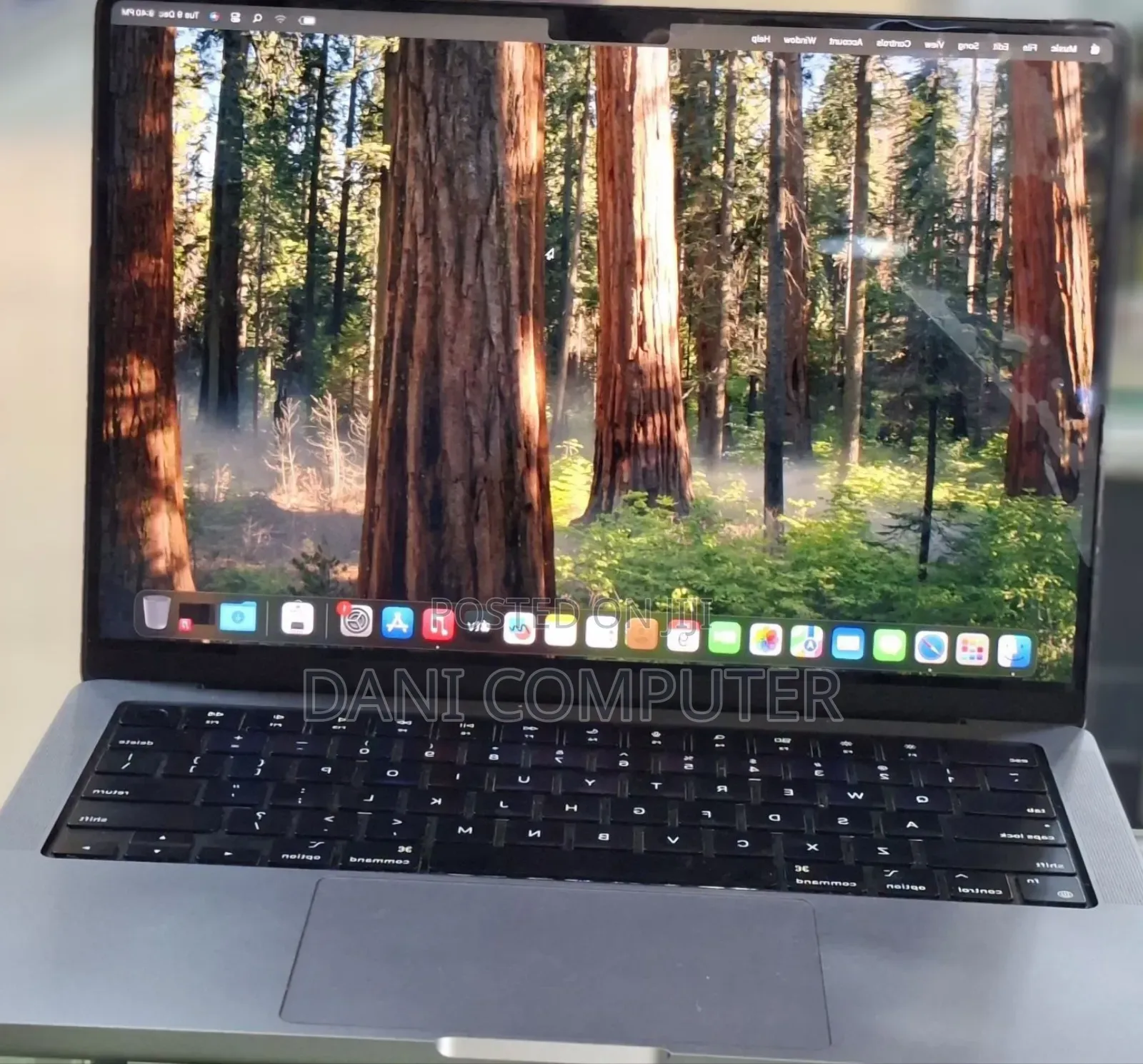 New Laptop Apple MacBook Pro M1 32GB Apple M1 Pro SSD 512GB