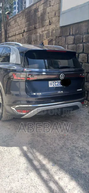 Volkswagen ID.6 2023 Blue