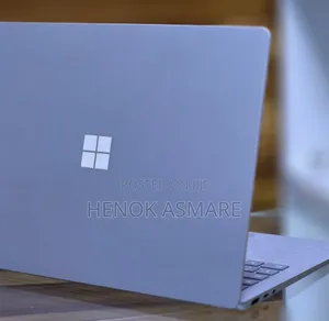 New Laptop Microsoft Surface 16GB Intel Core I7 SSD 256GB