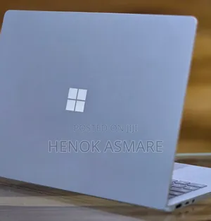New Laptop Microsoft Surface 16GB Intel Core I7 SSD 256GB