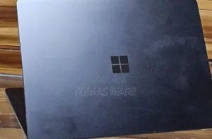 New Laptop Microsoft Surface 16GB Intel Core I7 SSD 256GB