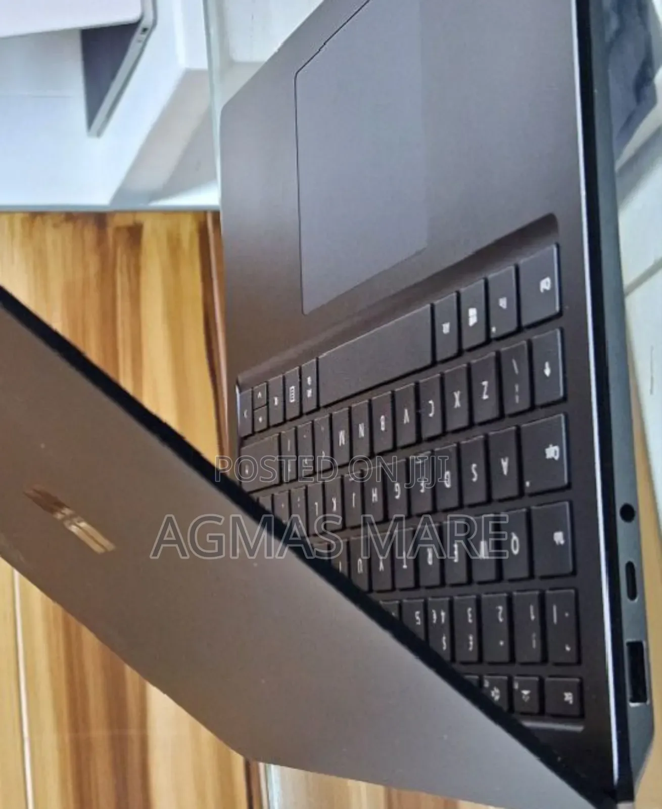 New Laptop Microsoft Surface 16GB Intel Core I7 SSD 256GB