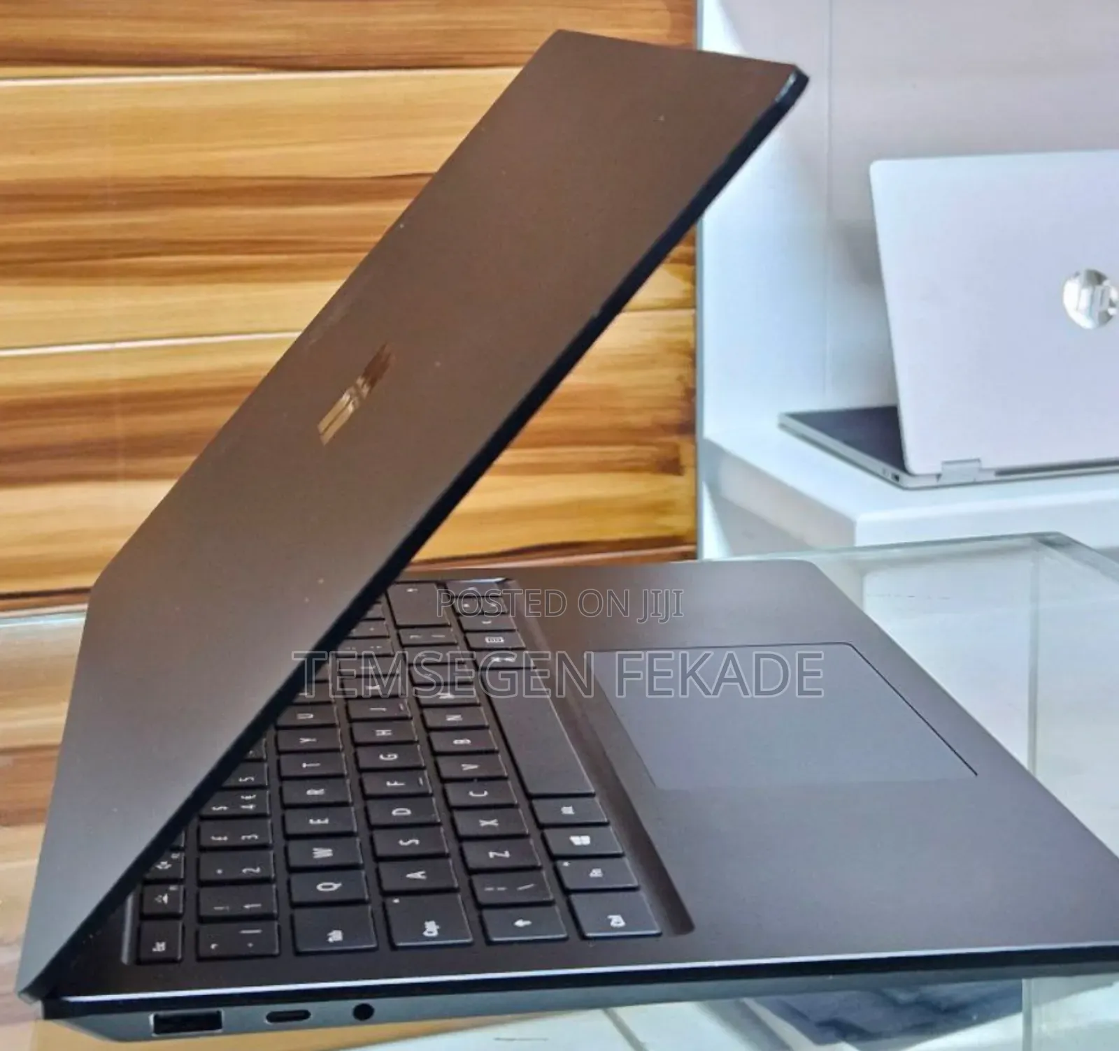 New Laptop Microsoft Surface 16GB Intel Core I7 SSD 256GB