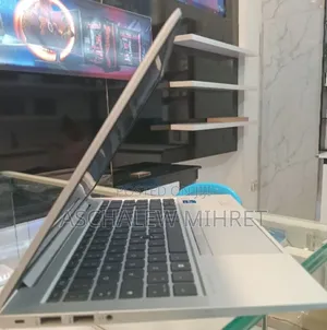 New Laptop HP EliteBook 840 G8 16GB Intel Core I5 SSD 512GB
