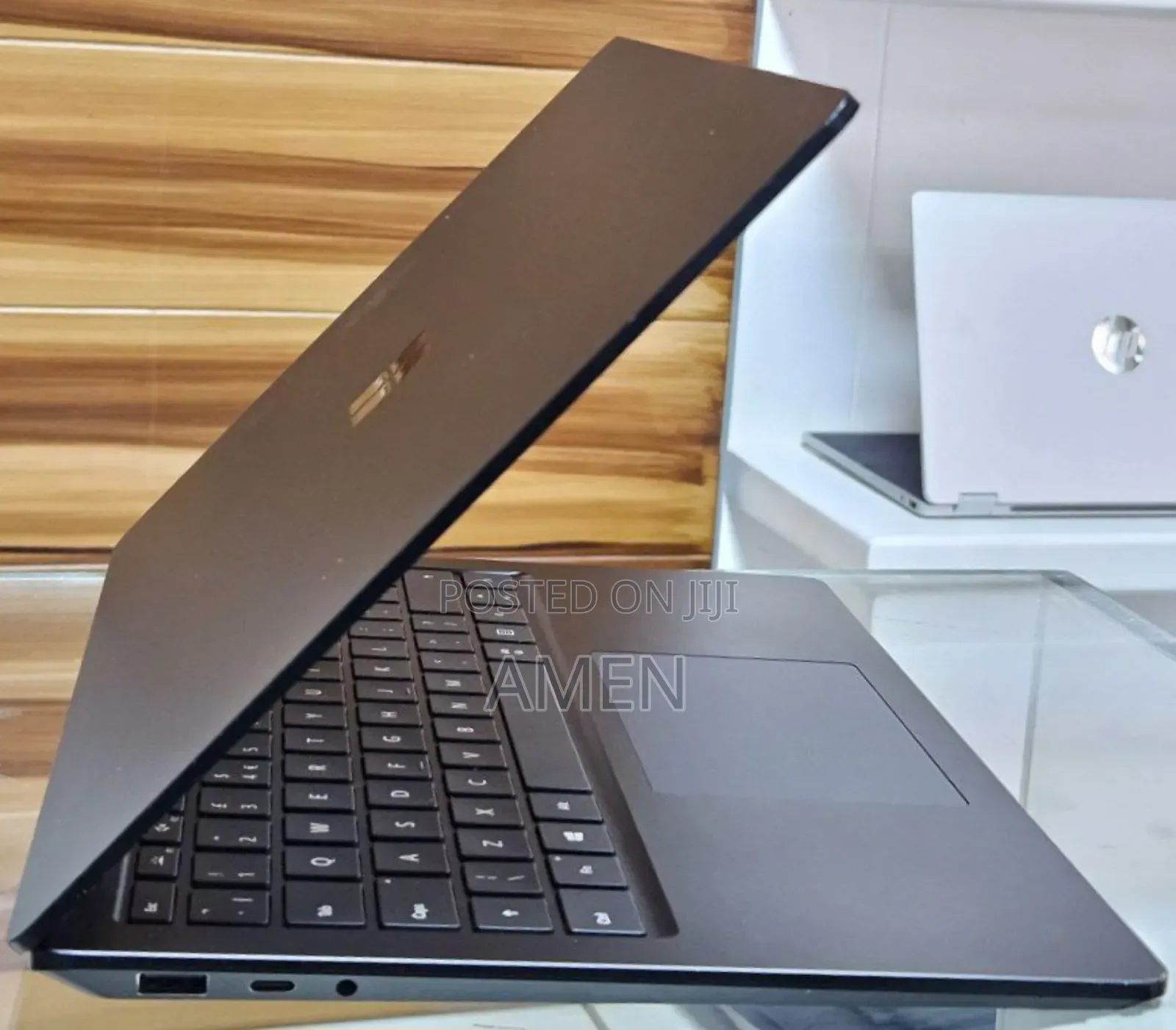 New Laptop Microsoft Surface 16GB Intel Core I7 SSD 512GB