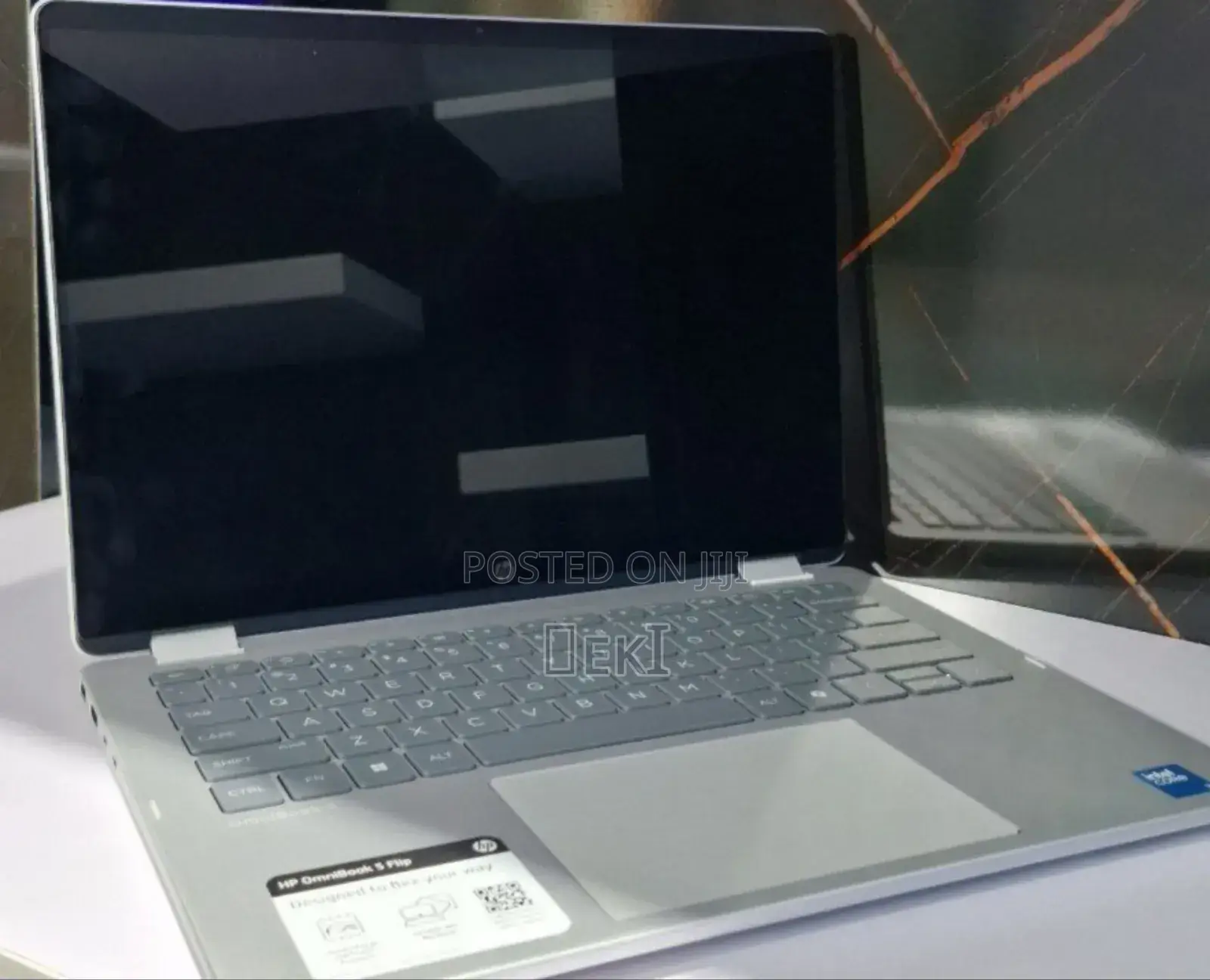 New Laptop HP OmniBook 5 14" 16GB Intel Core 7 SSD 512GB