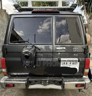 Toyota Land Cruiser 2014 Black