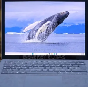 New Laptop Microsoft Surface 16GB Intel Core I7 SSD 256GB