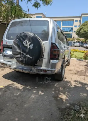 Mitsubishi Pajero Sport 2002 Silver