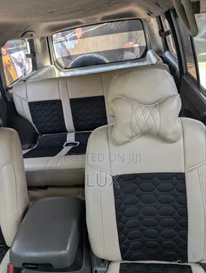 Mitsubishi Pajero Sport 2002 Silver