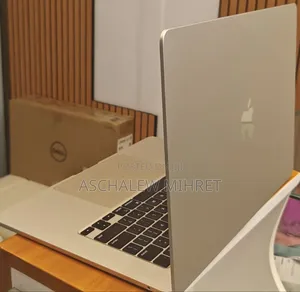 New Laptop Apple MacBook Air 2024 M3 15-Inch 8GB Apple M3 SSD 256GB