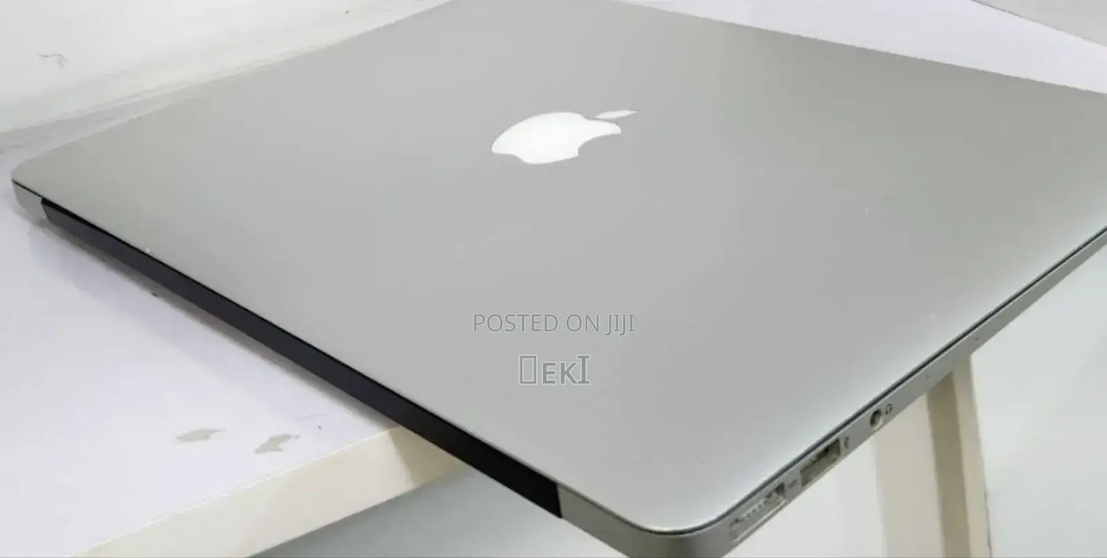 New Laptop Apple MacBook Air 2017 8GB Intel Core I5 SSD 256GB