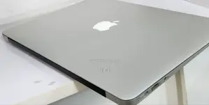 New Laptop Apple MacBook Air 2017 8GB Intel Core I5 SSD 256GB