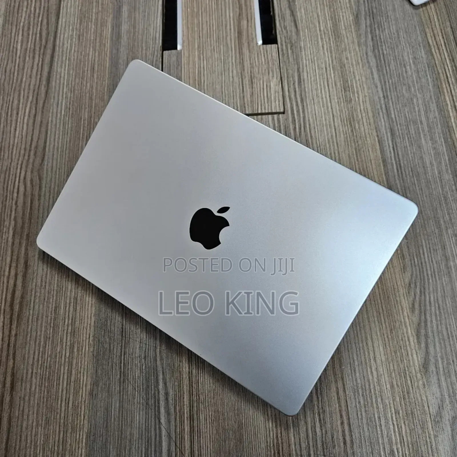 New Laptop Apple MacBook Pro 2020 M1 16GB Apple M1 Pro SSD 512GB