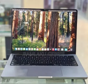 New Laptop Apple MacBook Pro M1 32GB Apple M1 Pro SSD 512GB