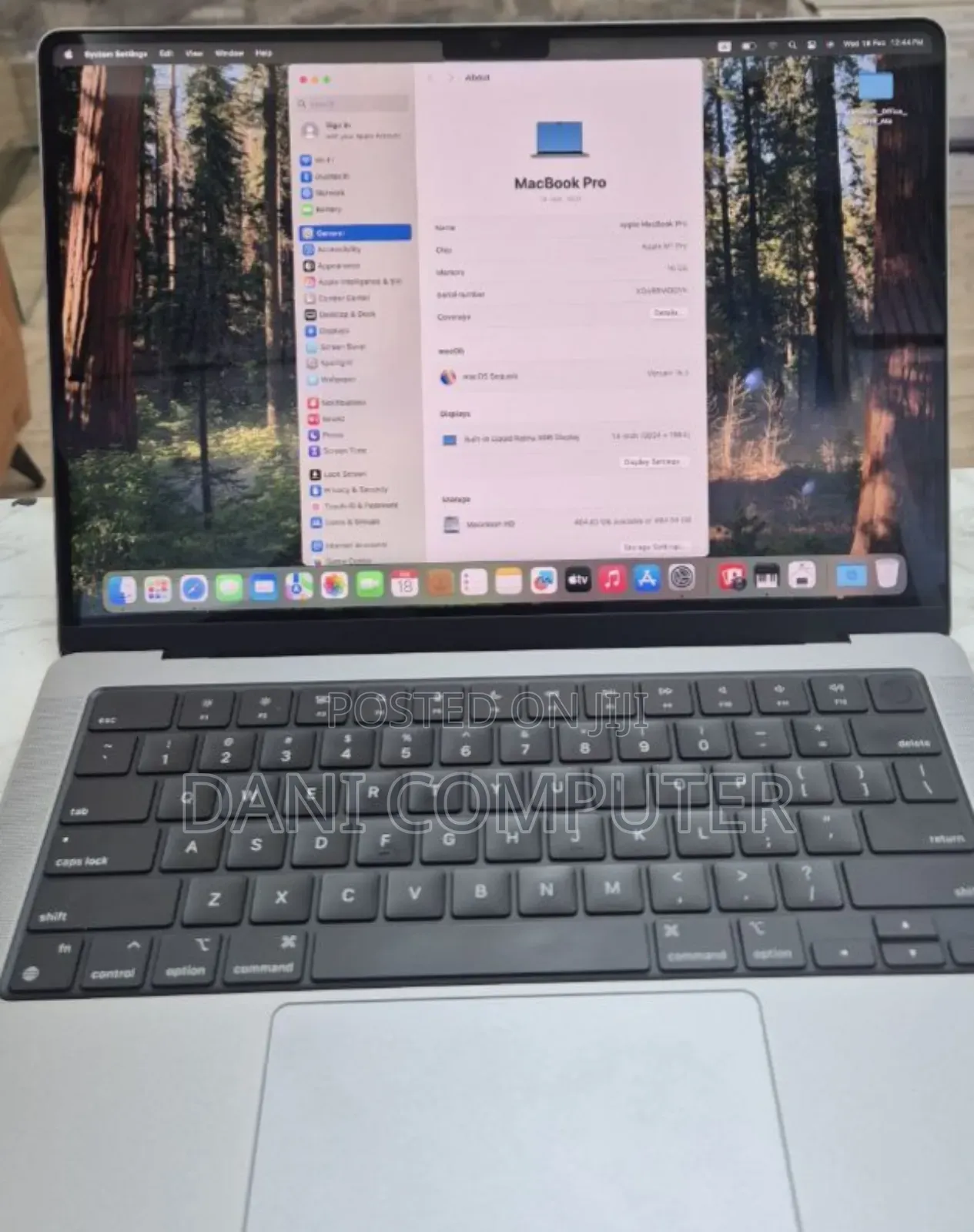 New Laptop Apple MacBook Pro M1 16GB Apple M1 Pro SSD 512GB