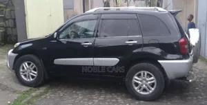Toyota RAV4 2004 Black