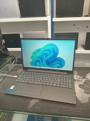 New Laptop Lenovo 16GB Intel Core I5 SSD 512GB