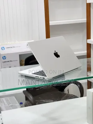 New Laptop Apple MacBook Pro M1 16GB Apple M1 Pro SSD 512GB