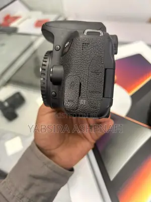 Canon 800d