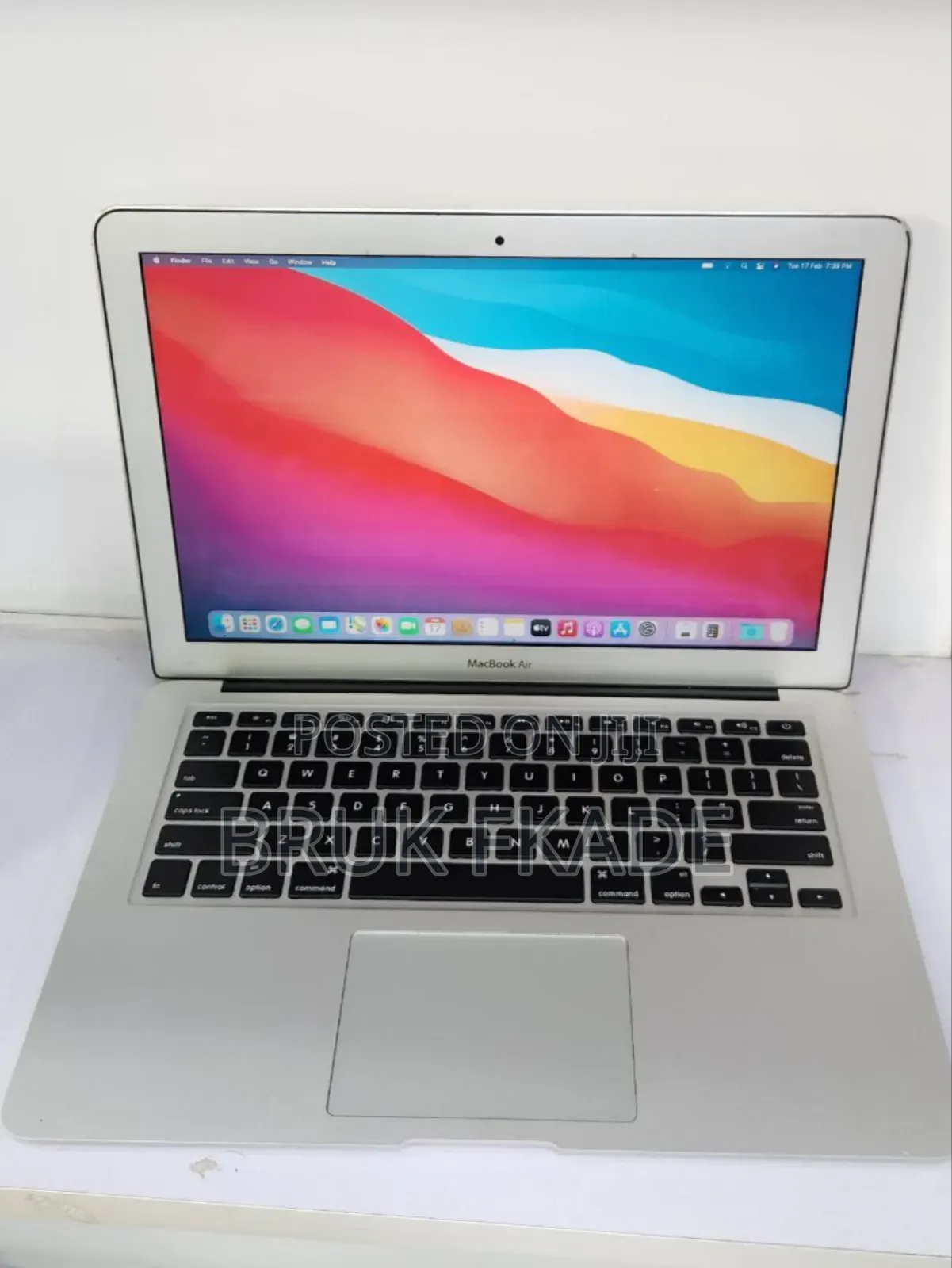 New Laptop Apple MacBook Air 2017 8GB Intel Core I5 SSD 256GB