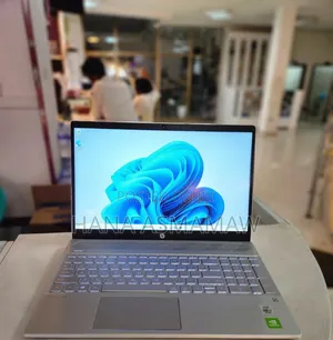 New Laptop HP Pavilion 15 16GB Intel Core I7 SSD 512GB