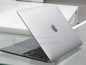 New Laptop Apple MacBook Pro M1 8GB Apple M1 Pro SSD 256GB