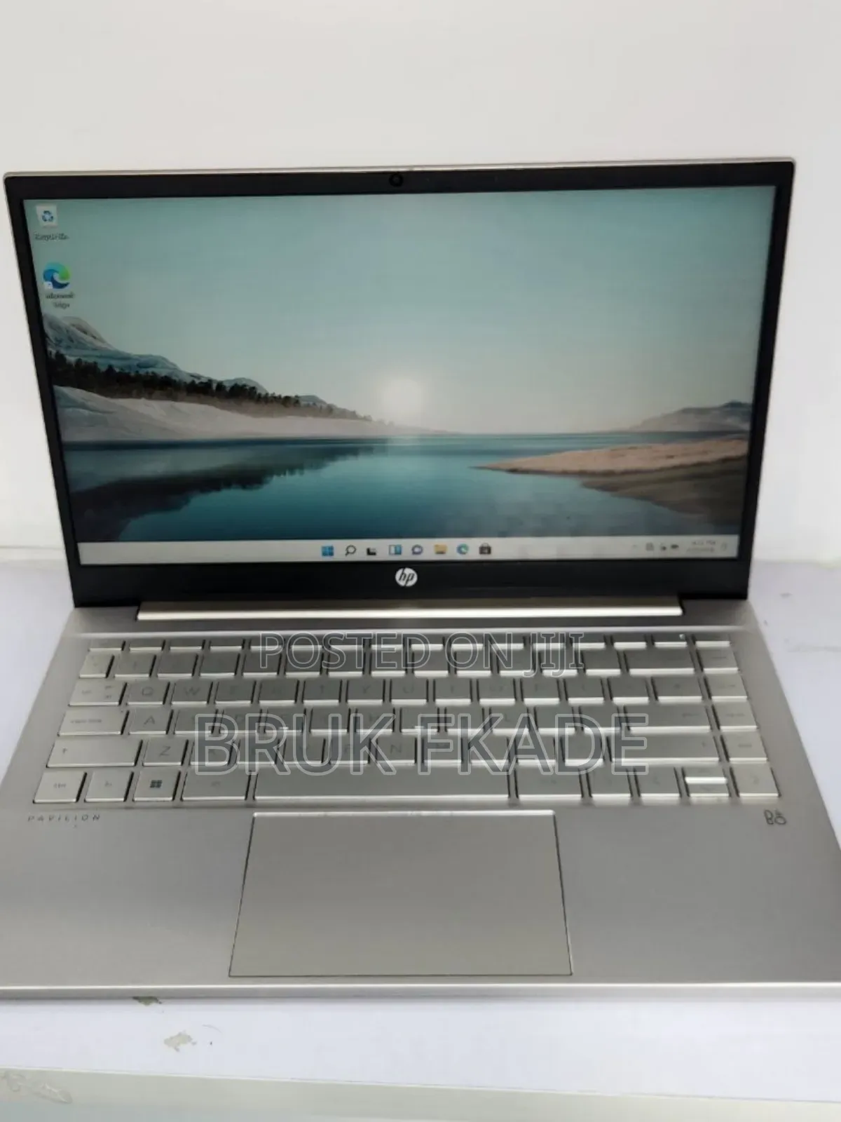 New Laptop HP Pavilion 14 8GB Intel Core I3 SSD 256GB
