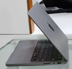 New Laptop Apple MacBook Pro M1 32GB Apple M1 Pro SSD 512GB