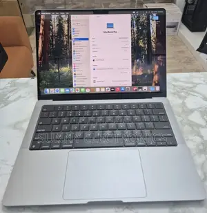 New Laptop Apple MacBook Pro M1 16GB Apple M1 Pro SSD 512GB