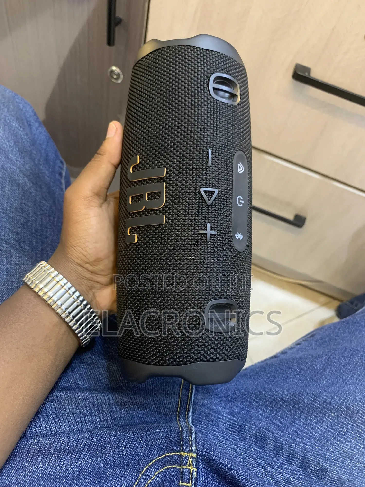 JBL Charge 6 Wireless Bluetooth