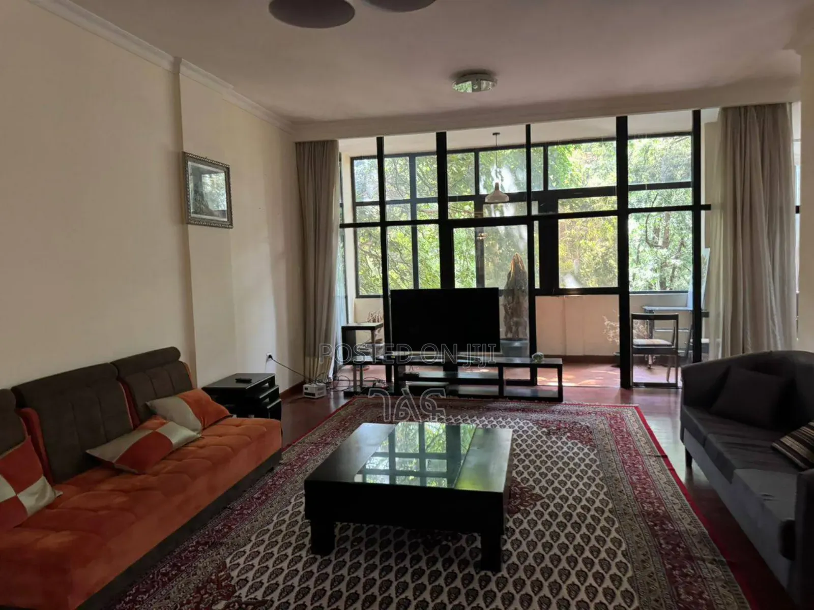 3bdrm Apartment in የንጉስ ቤት ቦሌ ቱርኮች ሰፈር, Bole for sale