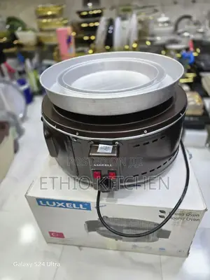 Luxel Round Oven With Top Glass View