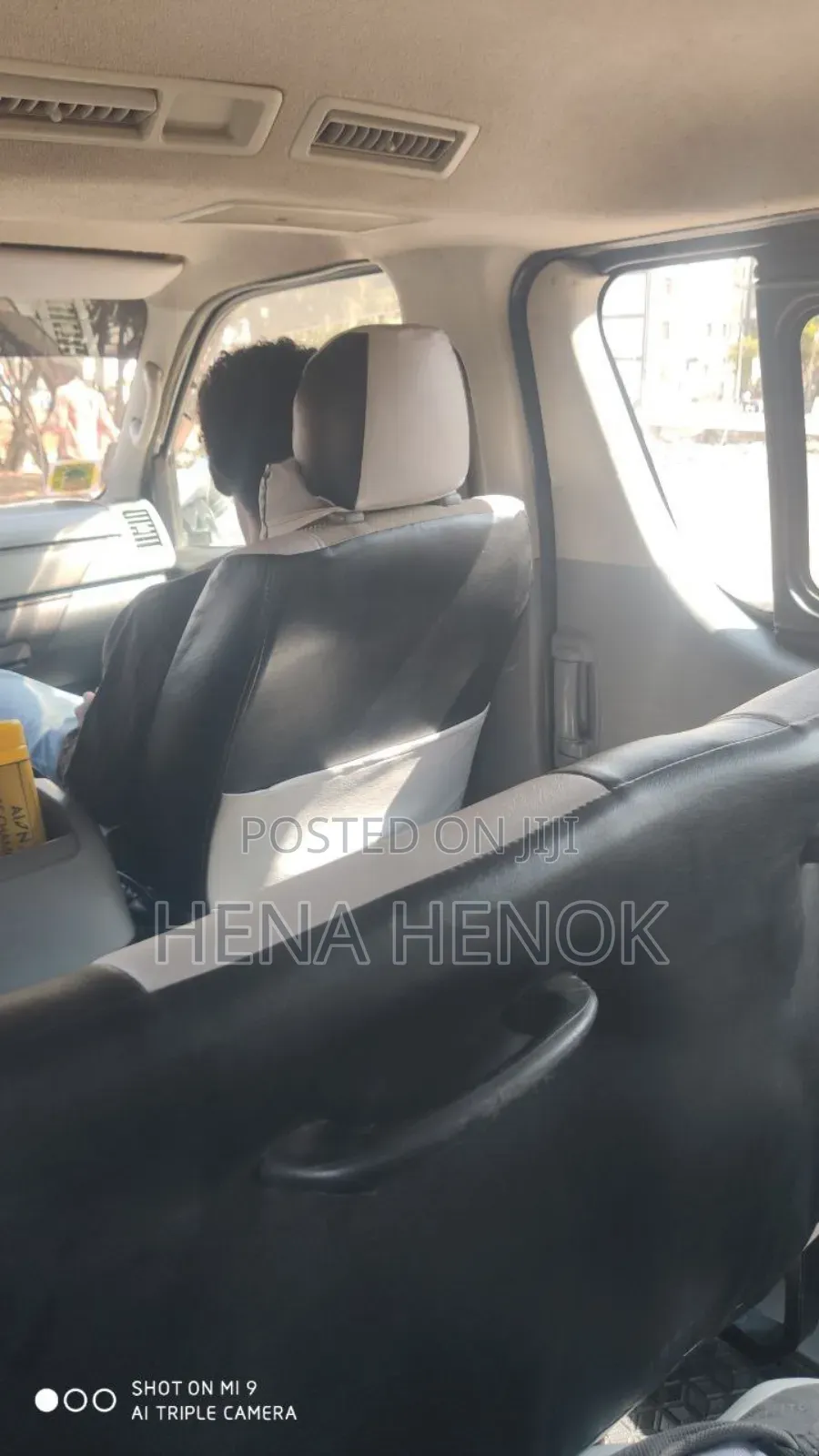 Toyota HiAce 2009 Silver