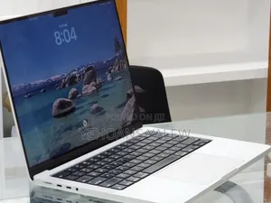 New Laptop Apple MacBook Pro M1 16GB Apple M1 Pro SSD 512GB