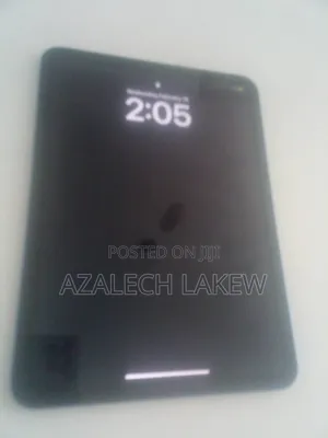 Apple iPad Pro 11 (2024) 64 GB Blue