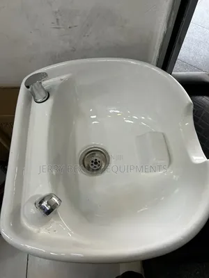 High-quality Ceramic Hair Wash Basin With Recliner
