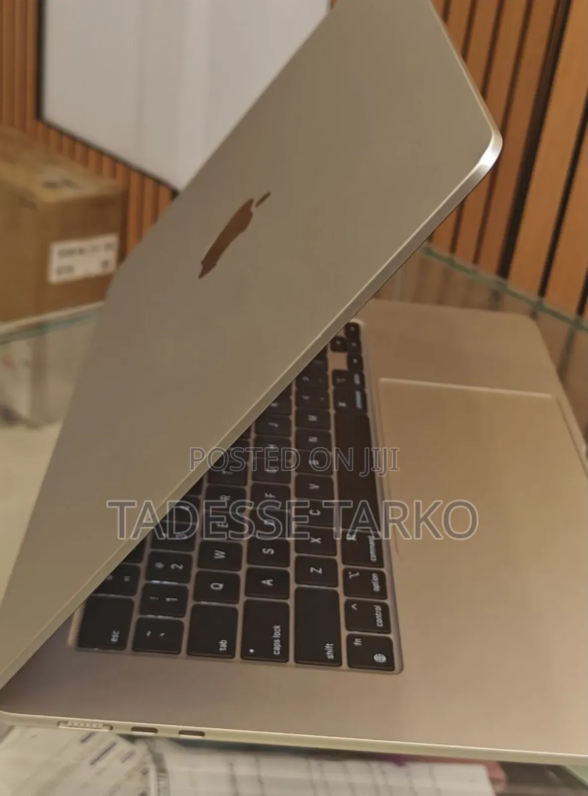 New Laptop Apple MacBook Air 2024 M3 15-Inch 8GB Apple M3 SSD 256GB