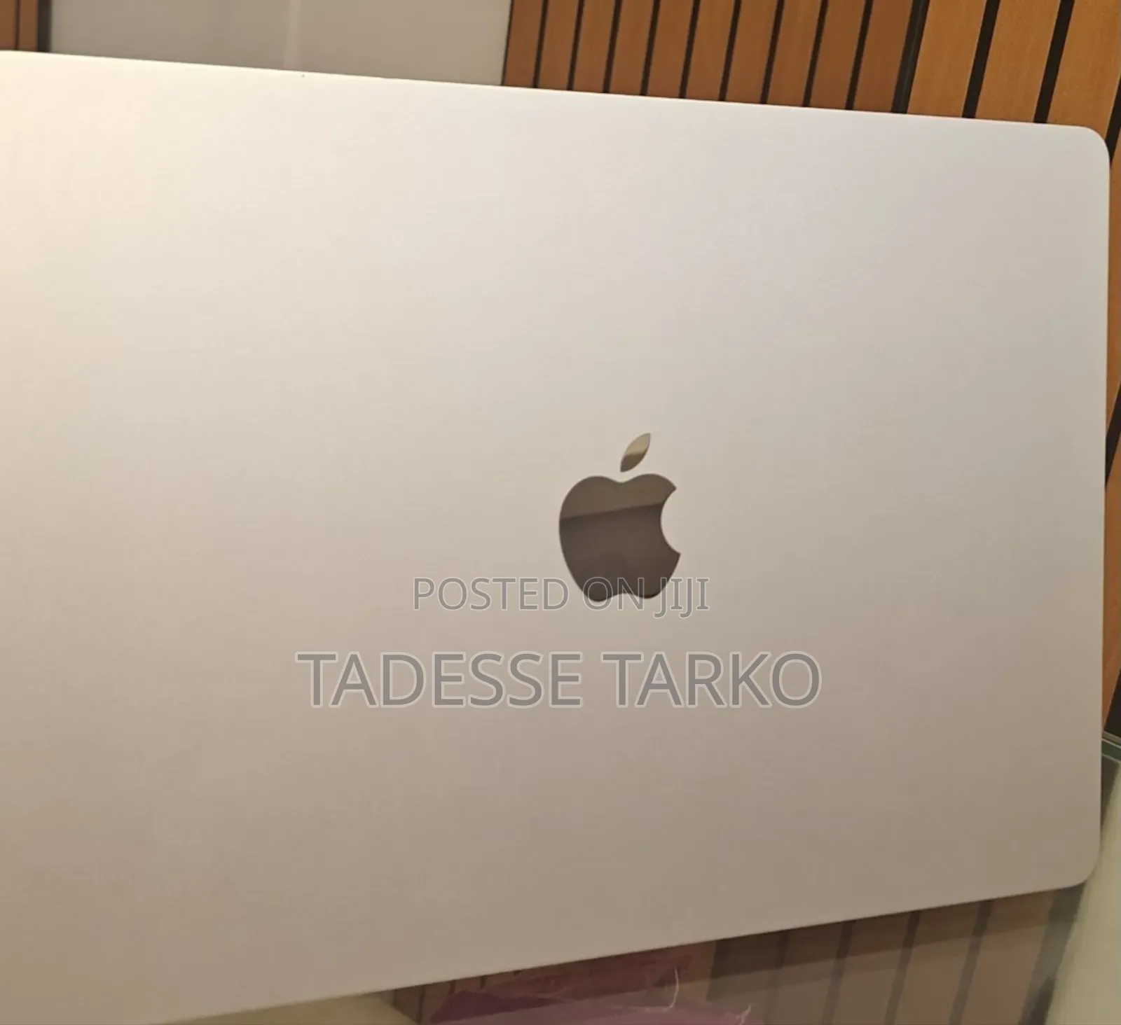 New Laptop Apple MacBook Air 2024 M3 15-Inch 8GB Apple M3 SSD 256GB